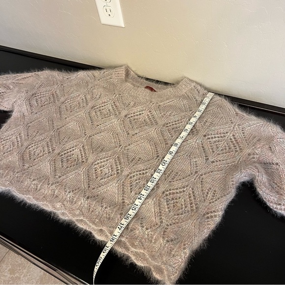 Fuzzy sweater Red by BKE Rainbow Shimmer Pointelle , soft, cropped, XL - Picture 11 of 14